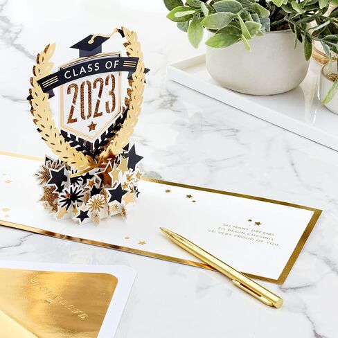 بطاقة التخرج من Hallmark Signature Paper Wonder Pop Up (دفعة 2023) in Saudi Arabia