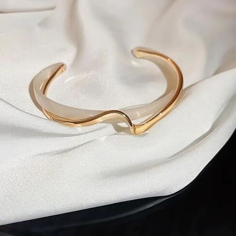 Wave Cuff Bracelet Irregular Layered Chunky Statement Acrylic Bangle Bracelet Summer Beach Open Cuff Bangle for Women Girls in Saudi Arabia