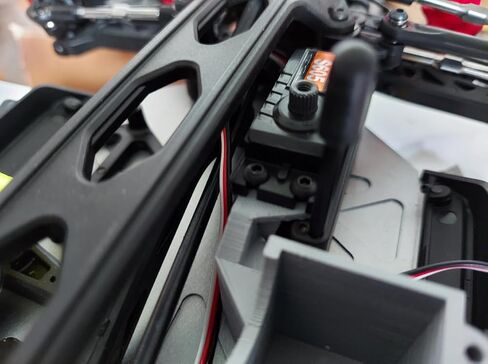 صندوق الاستقبال (RX Electronics Box) لجهاز Losi Tenacity DB Pro in Kuwait