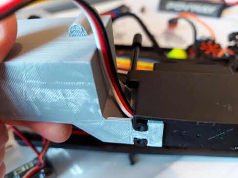 صندوق الاستقبال (RX Electronics Box) لجهاز Losi Tenacity DB Pro in Kuwait