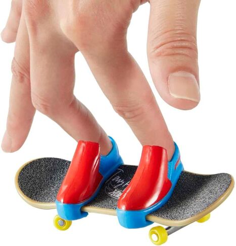Hot Wheels Skate Tony Hawk Chirping Trickster HGT53 in Kuwait