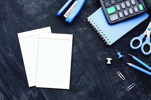 Home Advantage Single Sided Vertically Ruled White Index Cards (3-x-5) in Saudi Arabia