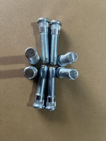 8 قطعة M14x1.50 الجبهة الخلفية مسننة عجلة مسمار البراغي 610-783 15.8 مللي متر Knurl 63.6 مللي متر طول استبدال ل 2012-2024 دودج رام 2500 3500 ‎6509866AA in Kuwait