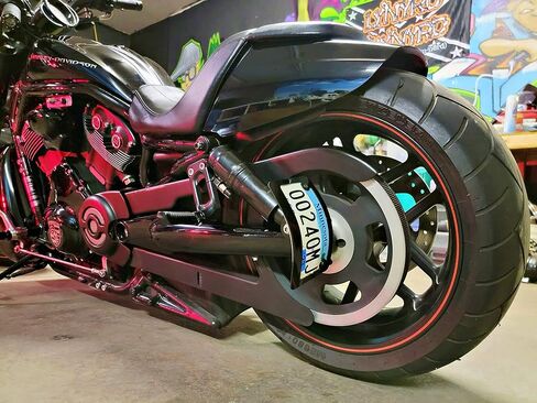 JBSporty ♤ متوافق مع Harley Davidson V-Rod ♤ حامل لوحة ترخيص نصف القمر ♧ حامل صدمات 1/2 بوصة ♧ V Rod VROD Night Rod in Kuwait