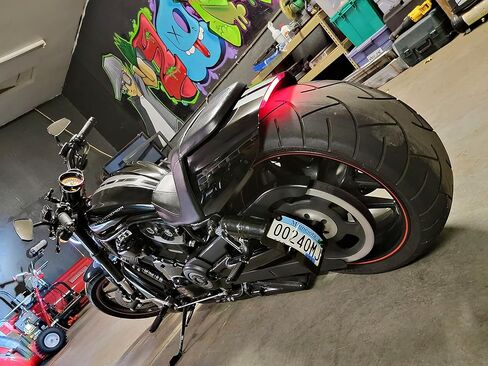 JBSporty ♤ متوافق مع Harley Davidson V-Rod ♤ حامل لوحة ترخيص نصف القمر ♧ حامل صدمات 1/2 بوصة ♧ V Rod VROD Night Rod in Kuwait