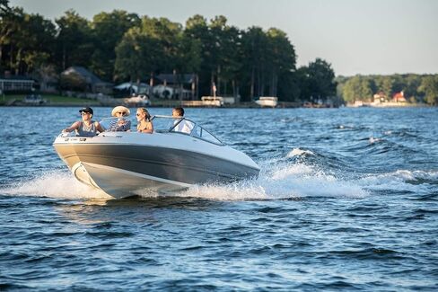 خزان الوقود سيبتر نبتون المحمول سعة 6 جالون، أحمر in Kuwait