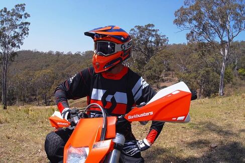 Barkbusters Sabre MX/Enduro Handguard - Black (with deflectors in Orange) in Saudi Arabia
