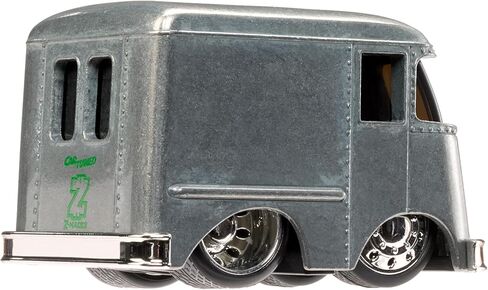 MGA Entertainment CarTuned Series 7-1954 Grumman Step Van (Custom) in Saudi Arabia