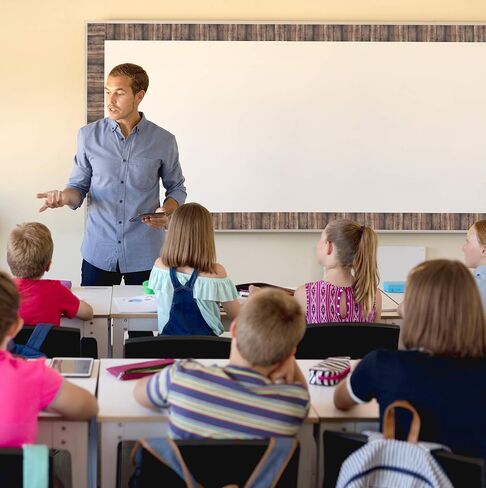 زخرفة حواف ملفوفة من الخشب الداكن من Teacher Created Resources - 50 قدمًا - تزيين لوحات الإعلانات والجدران والمكاتب والنوافذ والأبواب والخزائن والمدارس والفصول الدراسية والمدرسة المنزلية والمكاتب in Kuwait