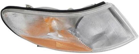 مجموعة إشارة الانعطاف 331 لـ Saab 900 SE 94-97 & S/SE 94-98 أمامي يمين 4240362 32-019-331، التسليم خلال 3-7 أيام in Kuwait