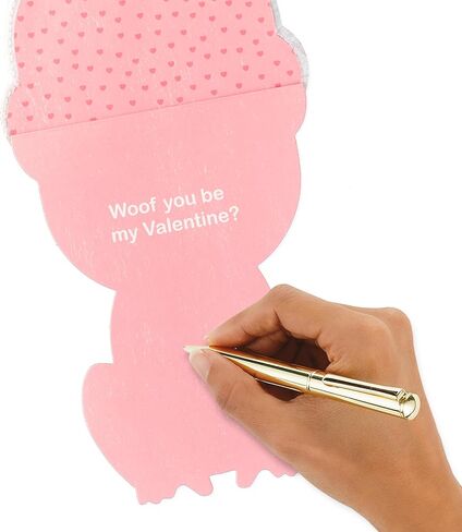 بطاقة التخرج المنبثقة من Hallmark مع أغنية (Smiling Sun، Plays Happy بواسطة Pharrell Williams) in Kuwait