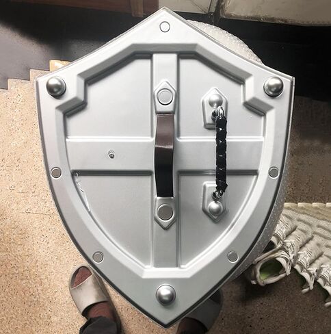 2024 Link Real Hylian Shield Metal Zalde Link Master Shield كامل الحجم زي الدعائم الأزرق in Kuwait