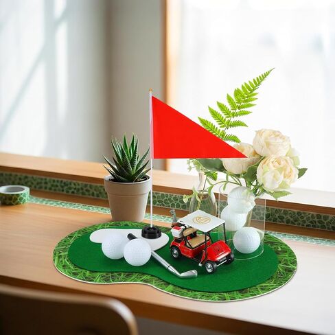 4 قطع من ديكورات طاولة الجولف المركزية مع كرة ممارسة الجولف وعربة الجولف وقلم تي شيرت وسجادات العشب باللون الأحمر وحامل العلم البلاستيكي للرياضة تحت عنوان ديكور حفلات أعياد الميلاد in Kuwait