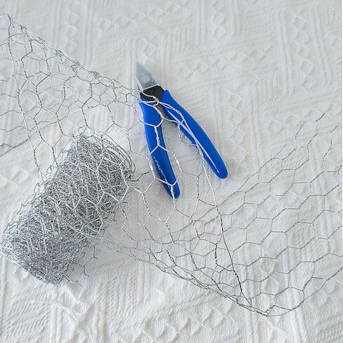 4x118 Inch Chicken Wire for Floral Arrangements, Floral Chicken Mesh Netting Flower Frog Vase Arrangement Base Holder with Gloves and Plier for DIY Craft/Floral Supplies/Garden Fencing in Saudi Arabia