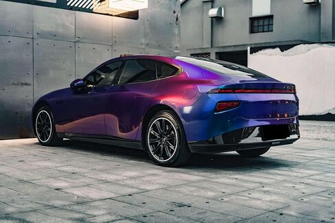 12 بوصة × 60 بوصة (1FTx5FT) PET Galaxy Dust Gloss Roaring Purple Chameleon Metallic Color Shift Color Change Vinyl Wrap Auto Car ملصق لاصق فيلم ورقة فقاعة خالية من تكنولوجيا تحرير الهواء مع مجموعة أدوات in Kuwait
