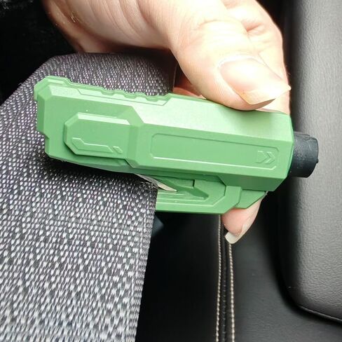 8PCS Car Window Breaker Seatbelt Cutter, Portable 2 in 1 Seatbelt Cutter and Window Glass Breaker Keychain Emergency Escape Tool for Cars (8 PCS) in Saudi Arabia