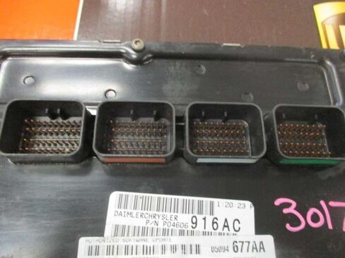 05 وحدة التحكم في محرك CHRYLSER Sebring ECM 04606916AC P05094677AA 05094677AA in Kuwait