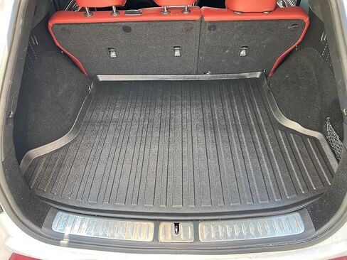 بطانة شحن ممتازة لسيارة Genesis GV70 2022-2025 Crossover - سجادة صندوق السيارة الملائمة حسب الطلب - سجادة شحن سوداء لجميع المواسم - بطانات صندوق السيارة مقاسة بالليزر ثلاثية الأبعاد لسيارة Genesis GV70 (JK1) in Kuwait