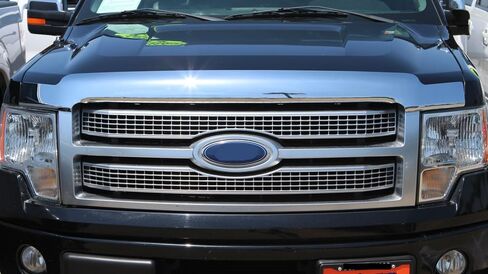 غطاء محرك السيارة ثلاثي مطلي بالكروم درع حماية للحشرات لسيارة Ford F150 2009-2014 in Kuwait