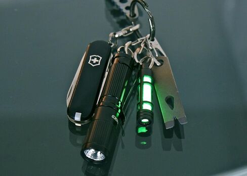TEC Accessories - Embrite Glow Fob - Anodized Aluminum - Green Embrite Glow Pellet - Key Fob - Glow Sticks - Gifts for Men in Kuwait