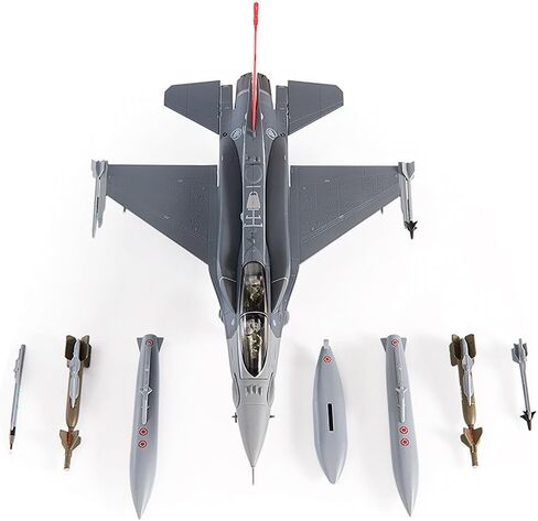 أجنحة جي سي | نموذج مصغر للطائرات العسكرية بمقياس 1:72 | F-16D Fighting Falcon، القوات الجوية لجمهورية سنغافورة، سرب المقاتلات 425، Peace Carvin II، الذكرى الثلاثين، 2023 | الموديل JCW-72-F16-023 in Saudi Arabia