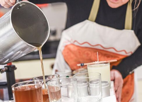 زيت عطري ليوم الغسيل (زجاجة 8 أونصة) | صناعة الشموع، صناعة الصابون، بخاخات الغرف، قنابل الاستحمام، اللوشن، معطرات السيارات، ذوبان الشمع | كانديو لتوريد الشموع | خالٍ من الفثالات ومتوافق مع 65 in Kuwait