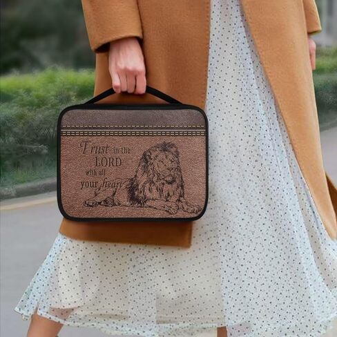 Lion Print Bible Cover for Men Teens with Handle Portable Book Carrying Cases Church Bag in Saudi Arabia