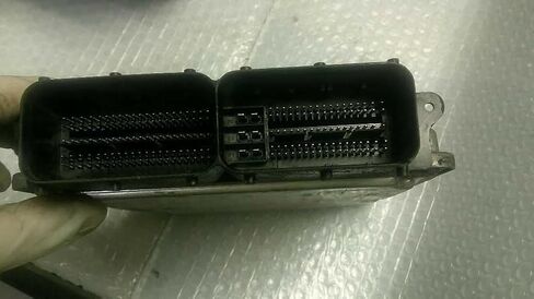 Engine ECM Control Module 3.0L Compatible with Diesel Fits 11 Compatible with Audi Q7 4L1 910 401 M 4L1910401M in Saudi Arabia