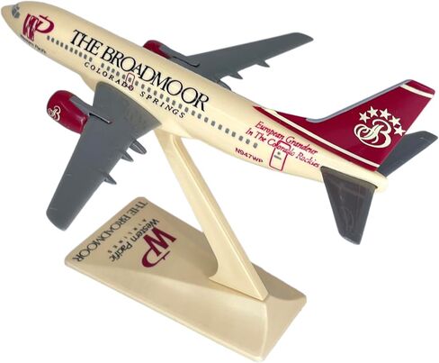 Western Pacific Broadmoor 737-300 مقياس 1:200 - نموذج طائرة بلاستيكية سهلة التركيب - نسخة طبق الأصل من طائرة الخطوط الجوية الغربية رقم ABO-73730H-002 in Kuwait