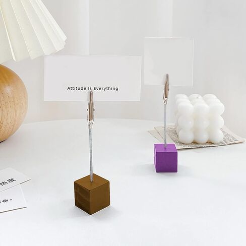 Enkrio 8 قطع حامل رقم الطاولة مع 100 بطاقة مؤشر فارغة قاعدة مكعب حامل بطاقة مكان مع مشبك التمساح مشبك صورة مذكرة ملاحظة حامل صور لحفلات أعياد الميلاد والمكتب DIY الزفاف in Kuwait