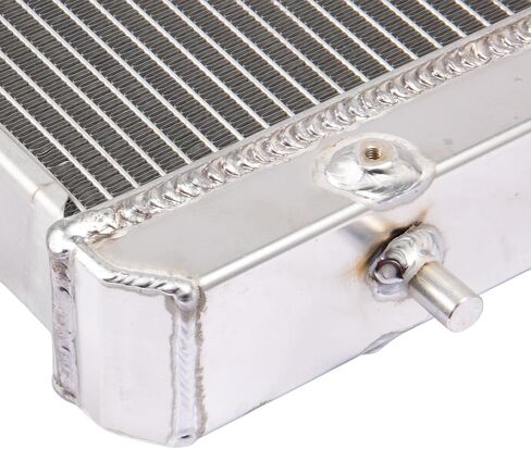 OE# 3C001-17100 Aluminum Radiator Fits For Kubota M5040 M6060 M7040 M7060 M5140/ M6040 in Kuwait