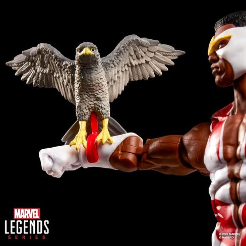 سلسلة Marvel Legends Secret Wars Falcon، شخصية كابتن أمريكا كوميكس الرجعية القابلة للتجميع مقاس 6 بوصات مع درع عدسي in Kuwait