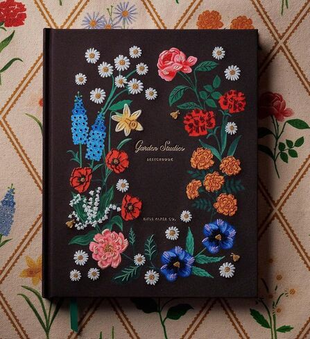 شركة RIFLE PAPER CO. كراسة رسم مطرزة لدراسة الحديقة 108 صفحة فارغة للرسم، 10.25 بوصة طول × 8.25 بوصة عرض، غطاء من القماش مع تطريز زهور، يتضمن إشارة مرجعية لشريط Grosgrain in Kuwait