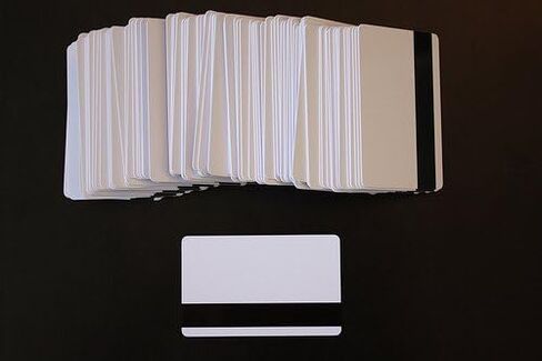 50 بطاقة فارغة من مادة PVC النافثة للحبر مع شريط مغناطيسي HiCo مقاس 1/2 بوصة in Kuwait