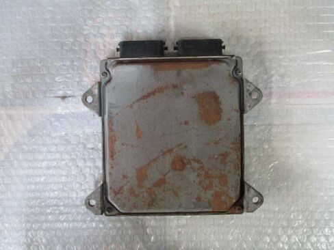وحدة التحكم في المحرك ECM 2.0L تناسب 05 متوافقة مع Mazda 3 LFH8 18 881A LFH818881A in Kuwait