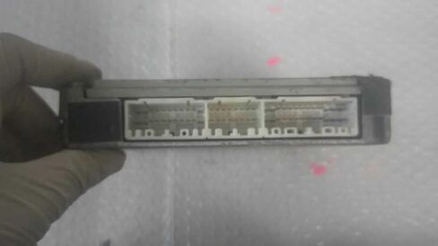 Engine ECM Control Module AT Fits 1998 98 PRIZM 89661-02360 8966102360 in Kuwait