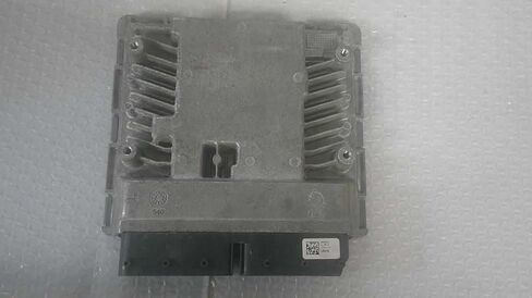 Engine ECM Control Module AT 2.5L Fits 23 Compatible with Hyundai Tucson 39110-2S302 391102S302 in Kuwait