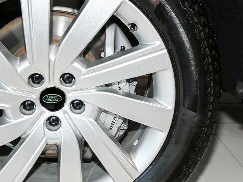 4PCS Wheel Center Cap Covers with 4PCS Tire Valve Stem Caps Covers Trim (Green+Black) in Saudi Arabia