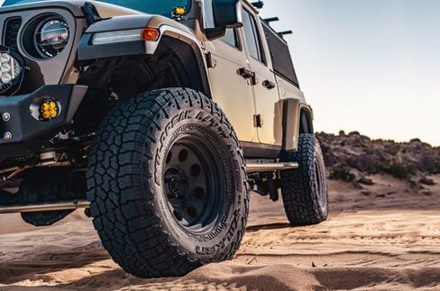 Falken Wildpeak A/T4W All Terrain 235/65R17 104H Light Truck Tire in Kuwait