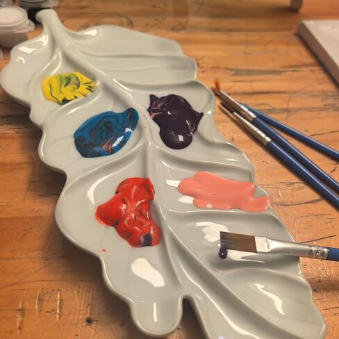 Leaf-Shaped Ceramic Paint Palette White Painting Tray Artist Porcelain Mixing Dish for Watercolor, Acrylic, Painter's Gift Painting Holder in Saudi Arabia