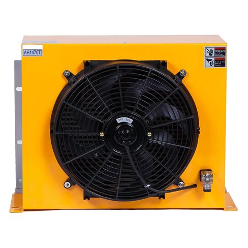 AH1470T مبادل حراري بلوحة ألومنيوم 200 لتر / دقيقة مبرد زيت الهواء الهيدروليكي مع مروحة امتصاص الصدمات الصناعية الفعالة (DC12) in Kuwait
