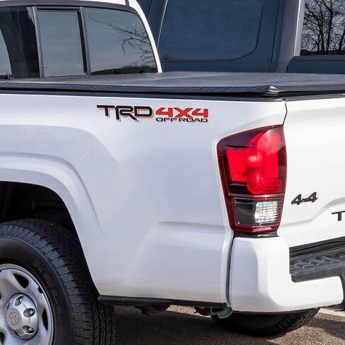 GRITKULTURE ملصقات الفينيل الجرافيك TRD 4x4 القابلة للإزالة على الطرق الوعرة من الفينيل 2 حزمة للسائقين والركاب الجانب العالمي تاكوما وتندرا، استبدال 4 عداء مع ممسحة سهلة التركيب (أحمر) in Kuwait
