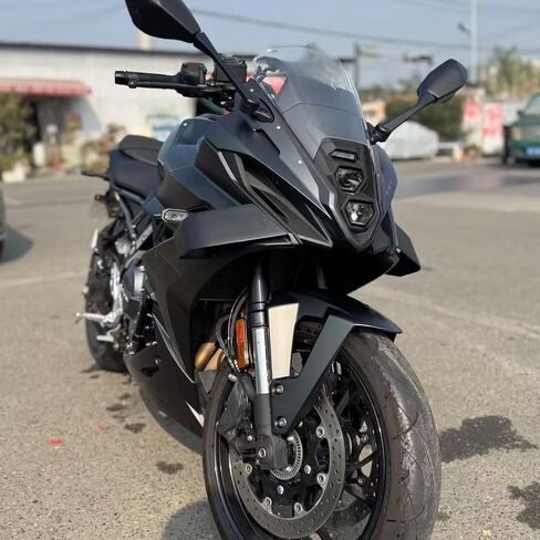 ل GSX-8R gsx8r 2026 2025 2024 اكسسوارات دراجة نارية ثابتة الجناح الجانب المخربون أجنحة تحلق انسيابية هوائية سكاكين الرياح ديكورات in Kuwait