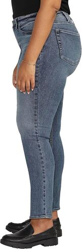 Silver Jeans Co. Women's Plus Size Most Wanted Mid Rise Straight Leg Jeans in Saudi Arabia