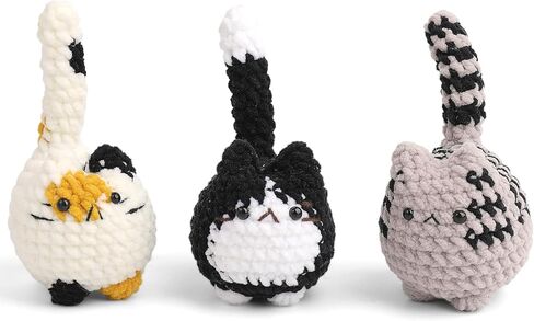 3 pcs Crochet Cats for Desk Decor, Cute Mini Handmade Knitted Cats for Shelf or Office Decor, Gifts for Women and Cat Lovers in Saudi Arabia