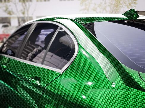 1FTx5FT PET Stealth Carbon Fiber Gloss Green Emerald Vinyl Wrap Auto Car ملصق مائي فيلم ورقة فقاعة خالية من تكنولوجيا إطلاق الهواء مع مجموعة أدوات in Kuwait
