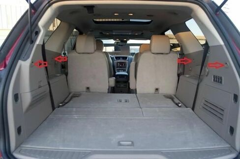 Rear Trunk Security Cargo Luggage Shade Cover Black for Chevrolet Traverse 2009-2017 in Kuwait