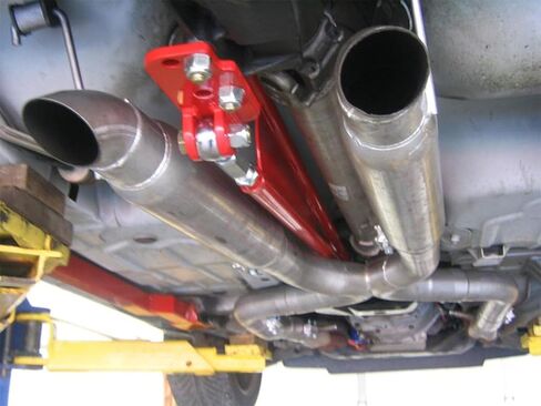 UMI Performance 2205-R F-Body Trans Mount Adjust Torque Arm in Kuwait