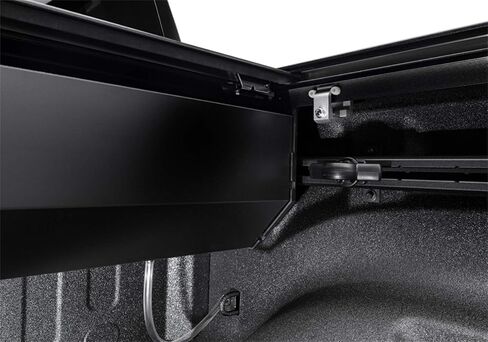 غطاء تونيو لسرير الشاحنة قابل للسحب من RetraxPRO MX | 80233 | يناسب 2009 - 2018، 2019 - 2020 Classic Dodge Ram 1500، 2010-21 2500/3500 سرير 8 بوصات (96.3 بوصة) in Kuwait
