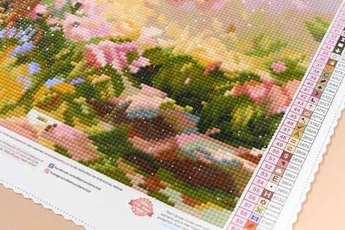 DIAMOND ART CLUB Maui Gardens Diamond Painting Kit, Fun DIY Crafts for Adults, Round Diamond Art Canvas by Thomas Kinkade, 13" x 16" (33 cm x 40.5 cm) in Kuwait